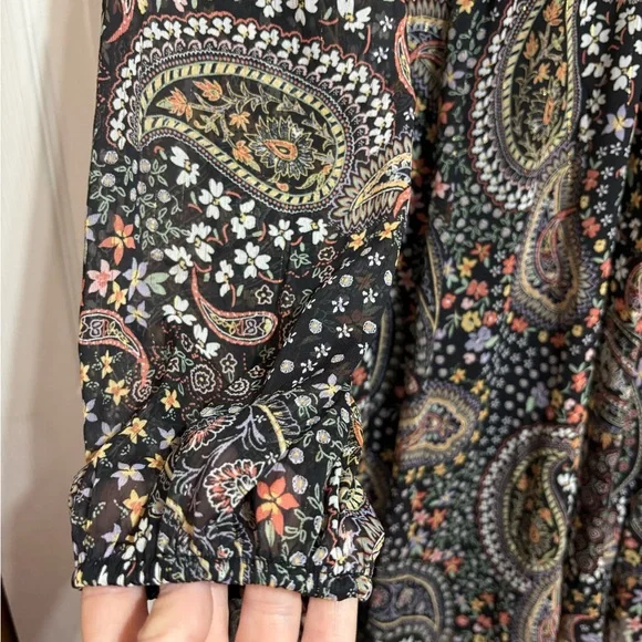 torrid Black Paisley Floral Long-Sleeve A-Line Dress - Picture 3 of 9